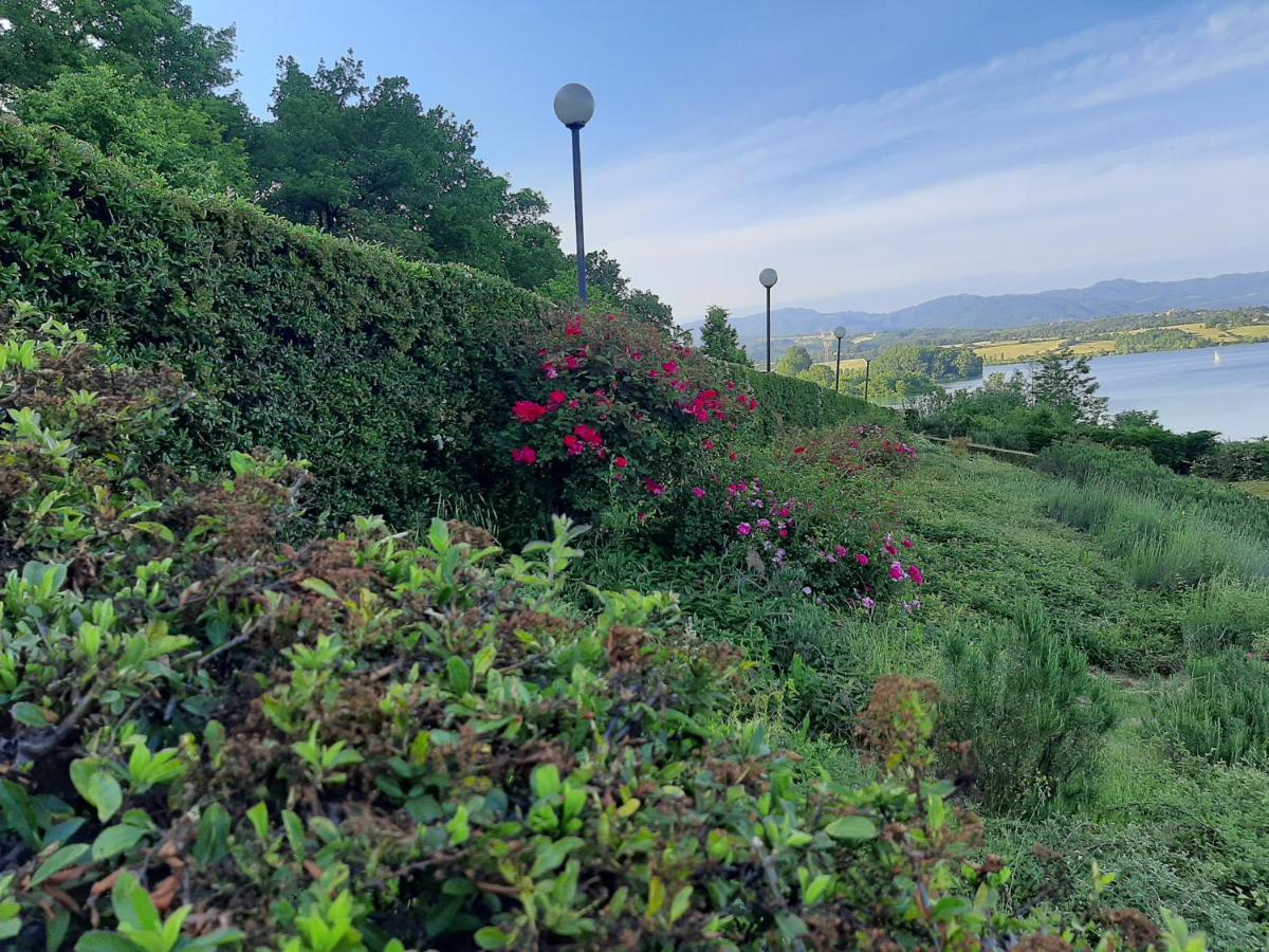 Casa Vacanze Borgo La Fratta 바르베리노 디 무겔로 외부 사진