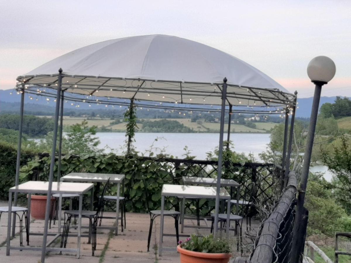 Casa Vacanze Borgo La Fratta 바르베리노 디 무겔로 외부 사진