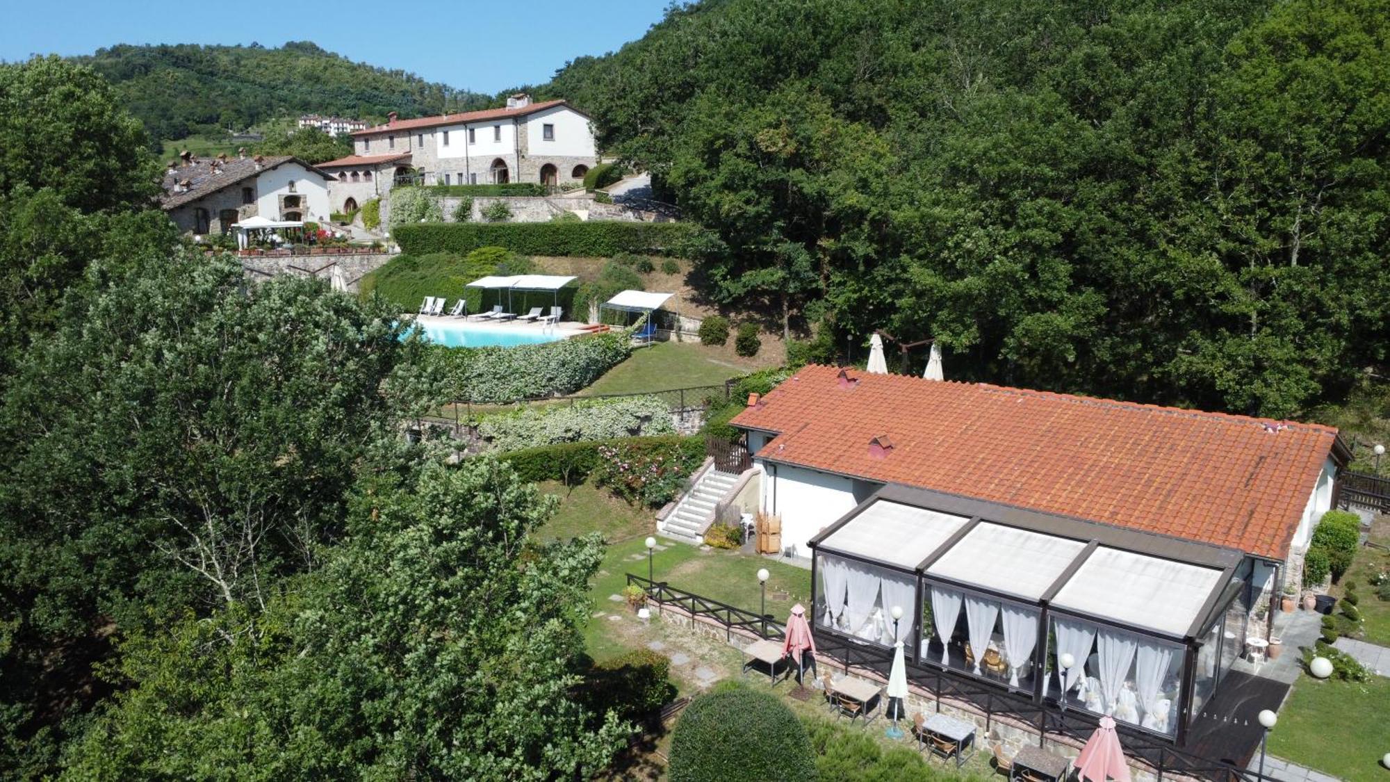 Casa Vacanze Borgo La Fratta 바르베리노 디 무겔로 외부 사진
