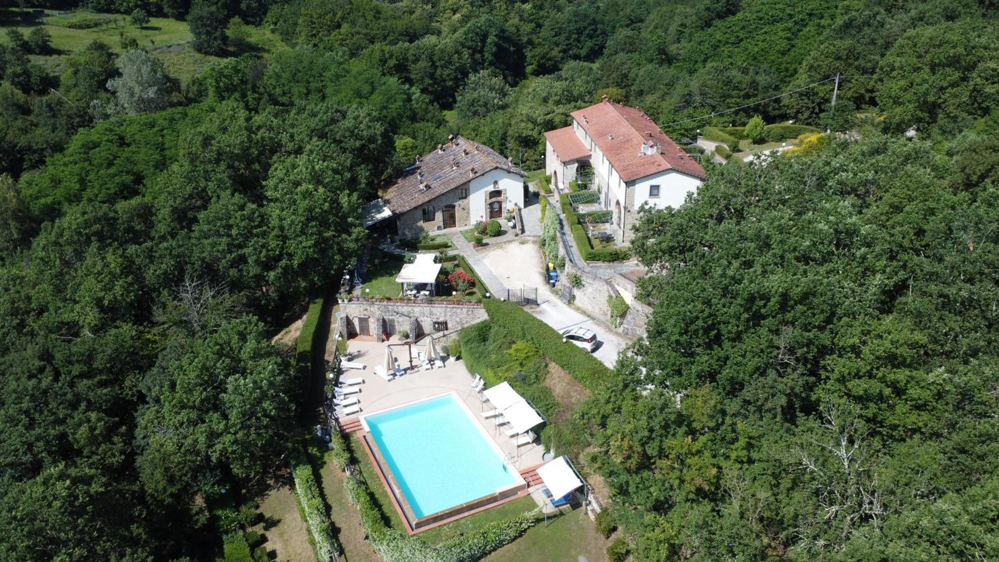 Casa Vacanze Borgo La Fratta 바르베리노 디 무겔로 외부 사진
