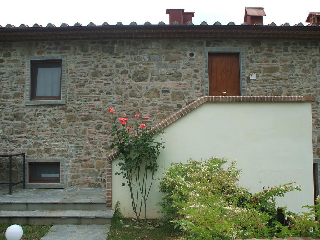 Casa Vacanze Borgo La Fratta 바르베리노 디 무겔로 외부 사진