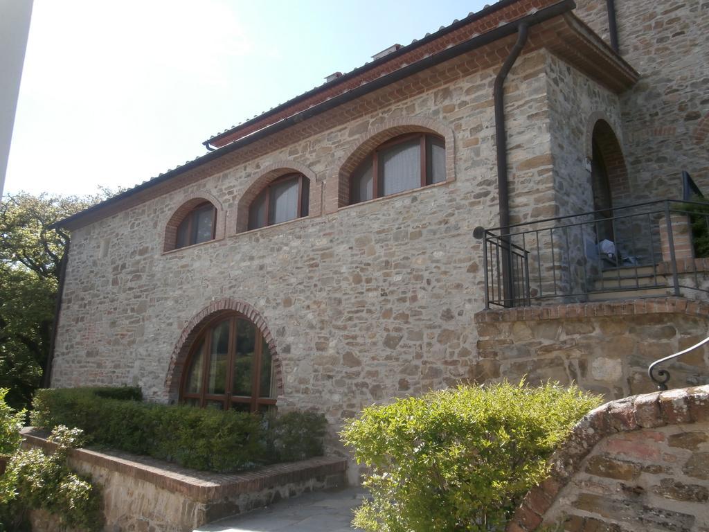 Casa Vacanze Borgo La Fratta 바르베리노 디 무겔로 외부 사진