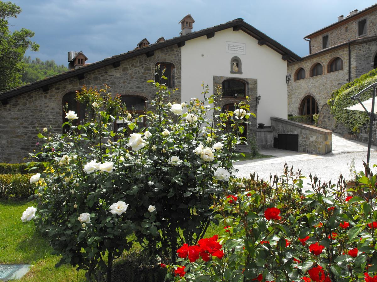 Casa Vacanze Borgo La Fratta 바르베리노 디 무겔로 외부 사진