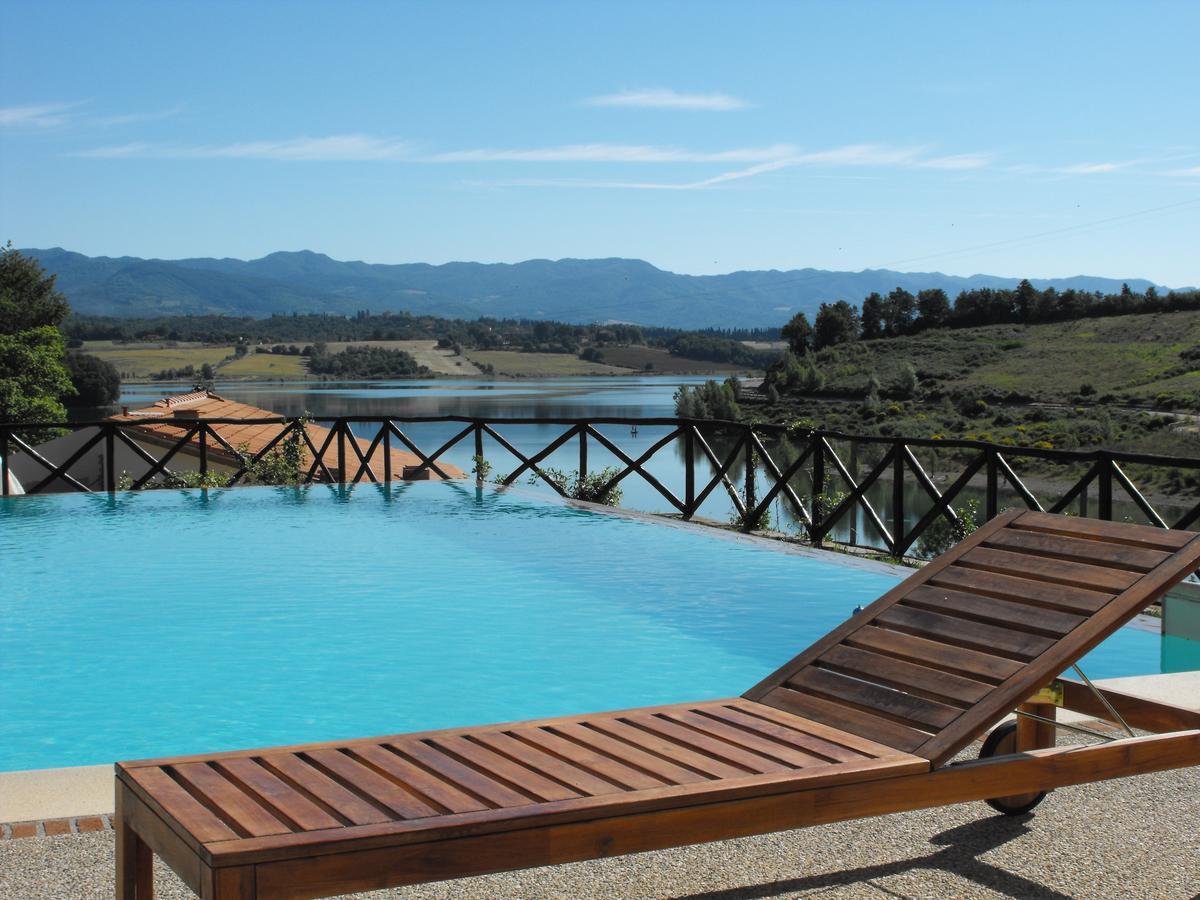 Casa Vacanze Borgo La Fratta 바르베리노 디 무겔로 외부 사진