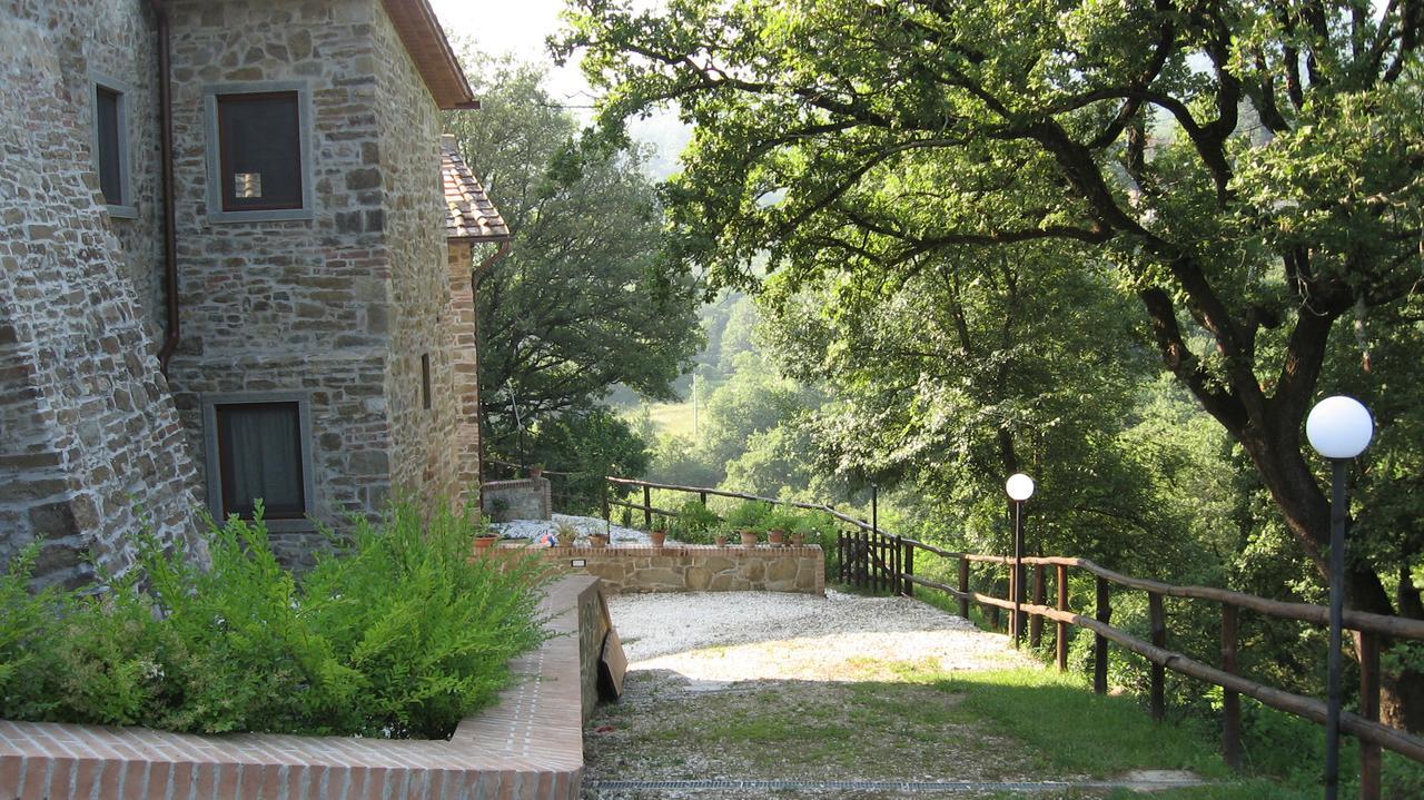 Casa Vacanze Borgo La Fratta 바르베리노 디 무겔로 외부 사진