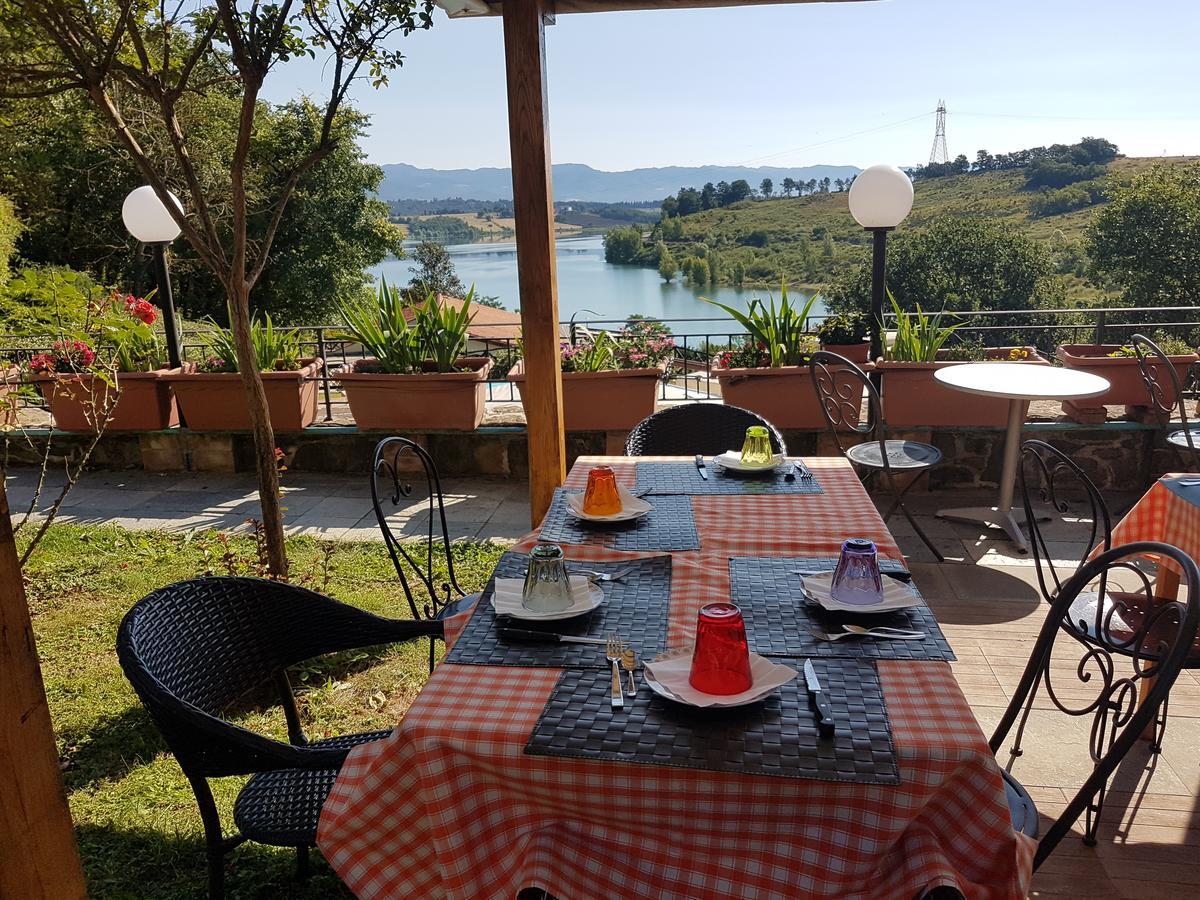 Casa Vacanze Borgo La Fratta 바르베리노 디 무겔로 외부 사진